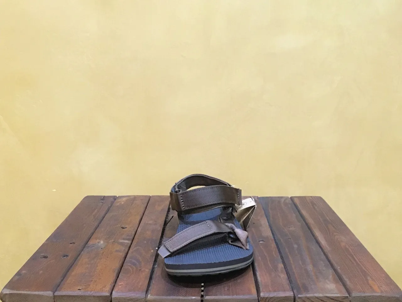 1004006 DKEA Teva Original Universal Sandal Dark Earth