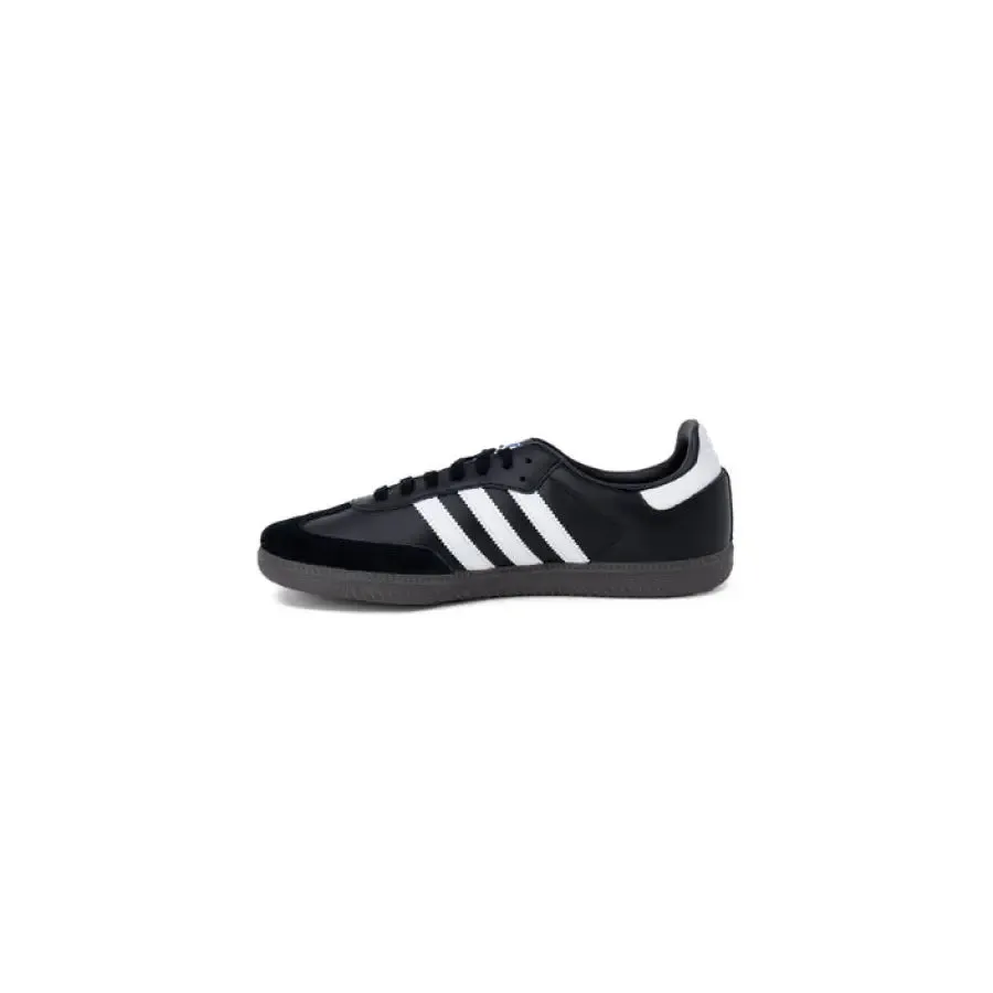 Adidas Men Black Leather Sneakers Size 2.5