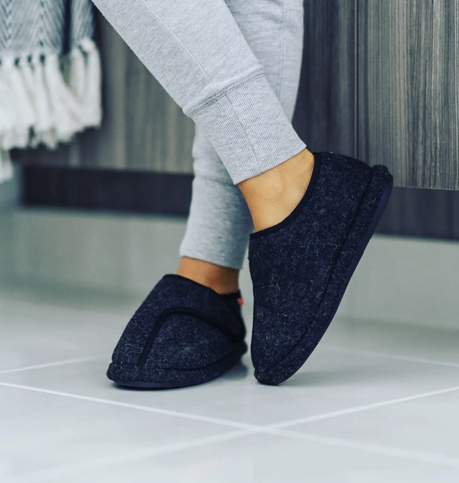 ARCHLINE Orthotic Plus Slippers Closed Scuffs
