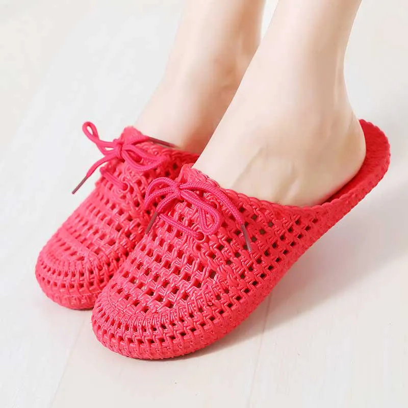 Black Slippers Female Summer Hollow Shoes Indoor and Outdoor Bathroom Bath Beach Slippers