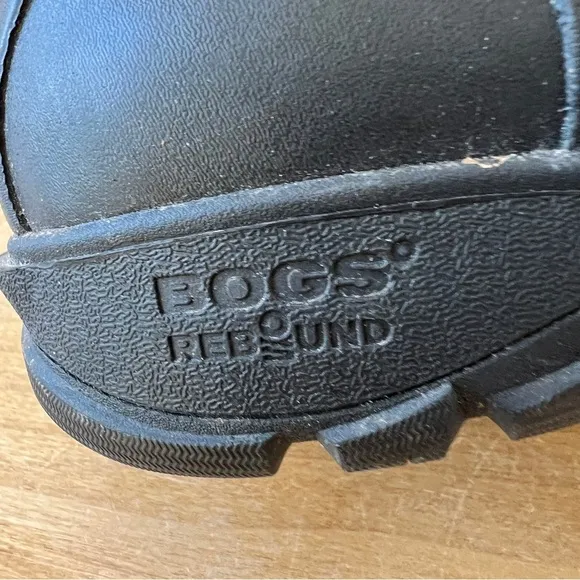 BOGS REBOUND SAUVIE SLIP ON BOOT MEN 9 RUGGED DURABLE WEATHER CHEMICAL RESISTANT