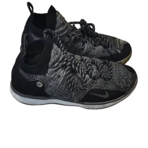 Boy's Nike Kevin Durant Black Gray Sneaker Shoes Size 4.5 GUC #3148