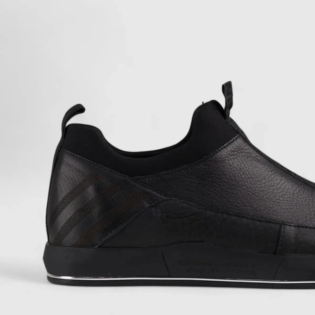 Bulletti Slip On Sneaker Black 152-10451