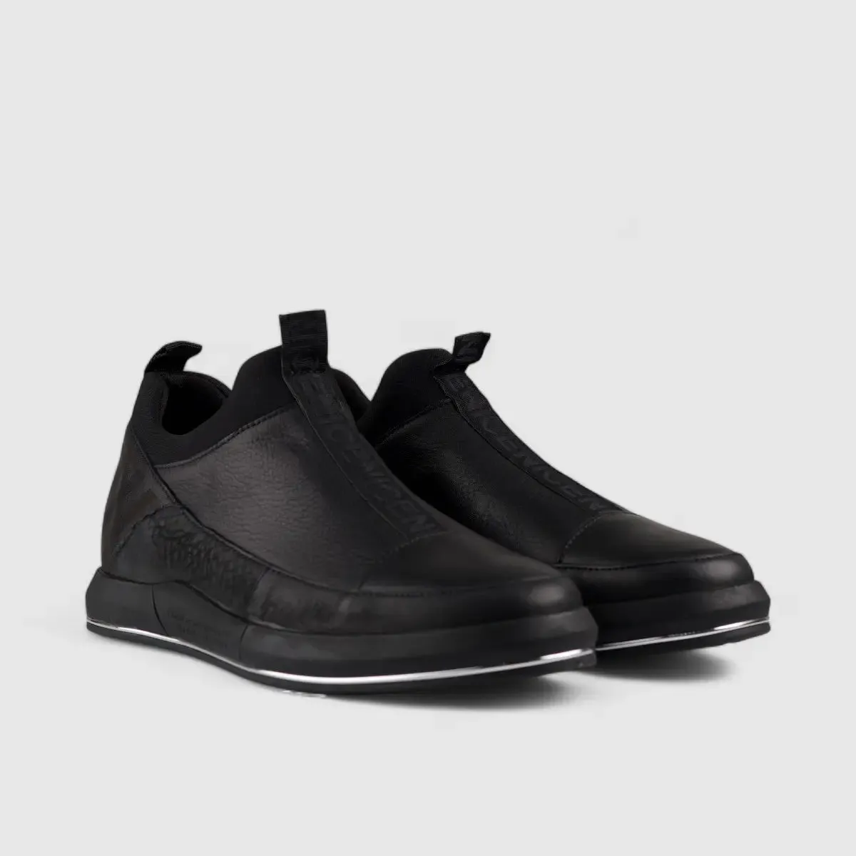 Bulletti Slip On Sneaker Black 152-10451