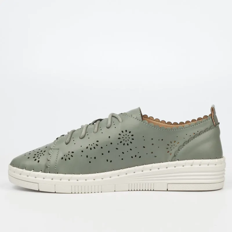 Butterfly Lace-up Sneaker - Olive