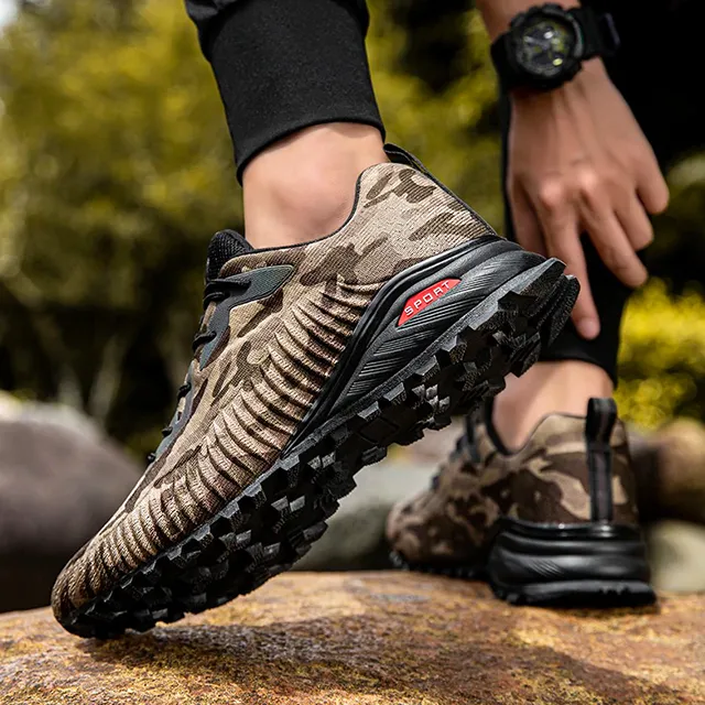 CAMO HIKER