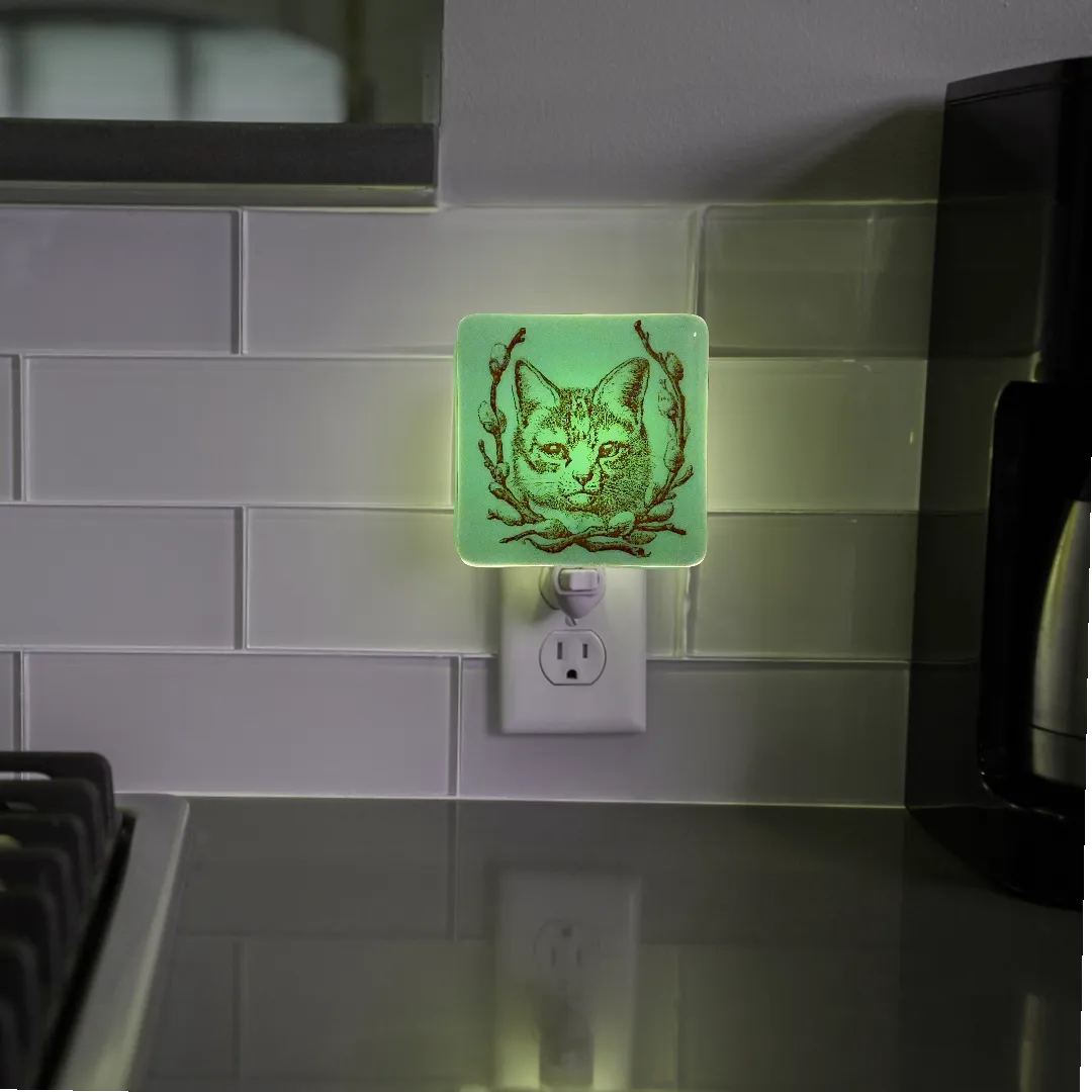 Cat and Pussy Willow Wreath Night Light