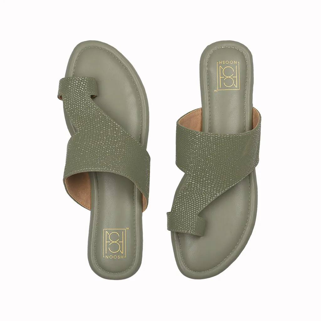Dew Toe Ring Slippers