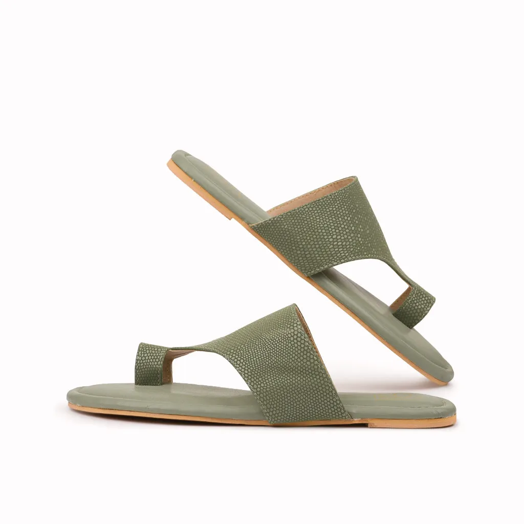 Dew Toe Ring Slippers