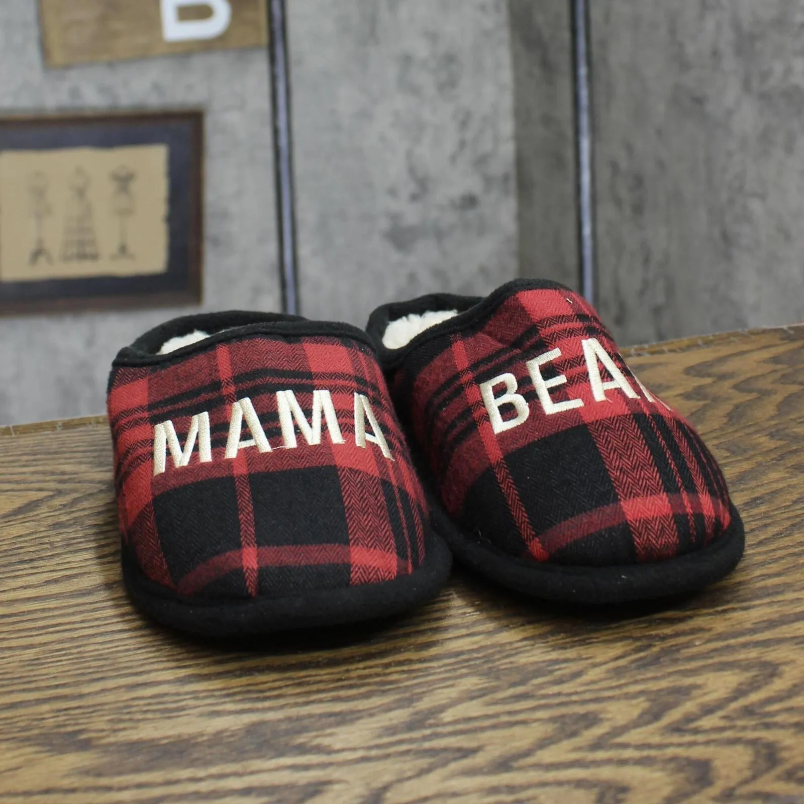 Dluxe By Dearfoams Womens Family Matching Mama Bear Clog Slippers Red M (7-8)