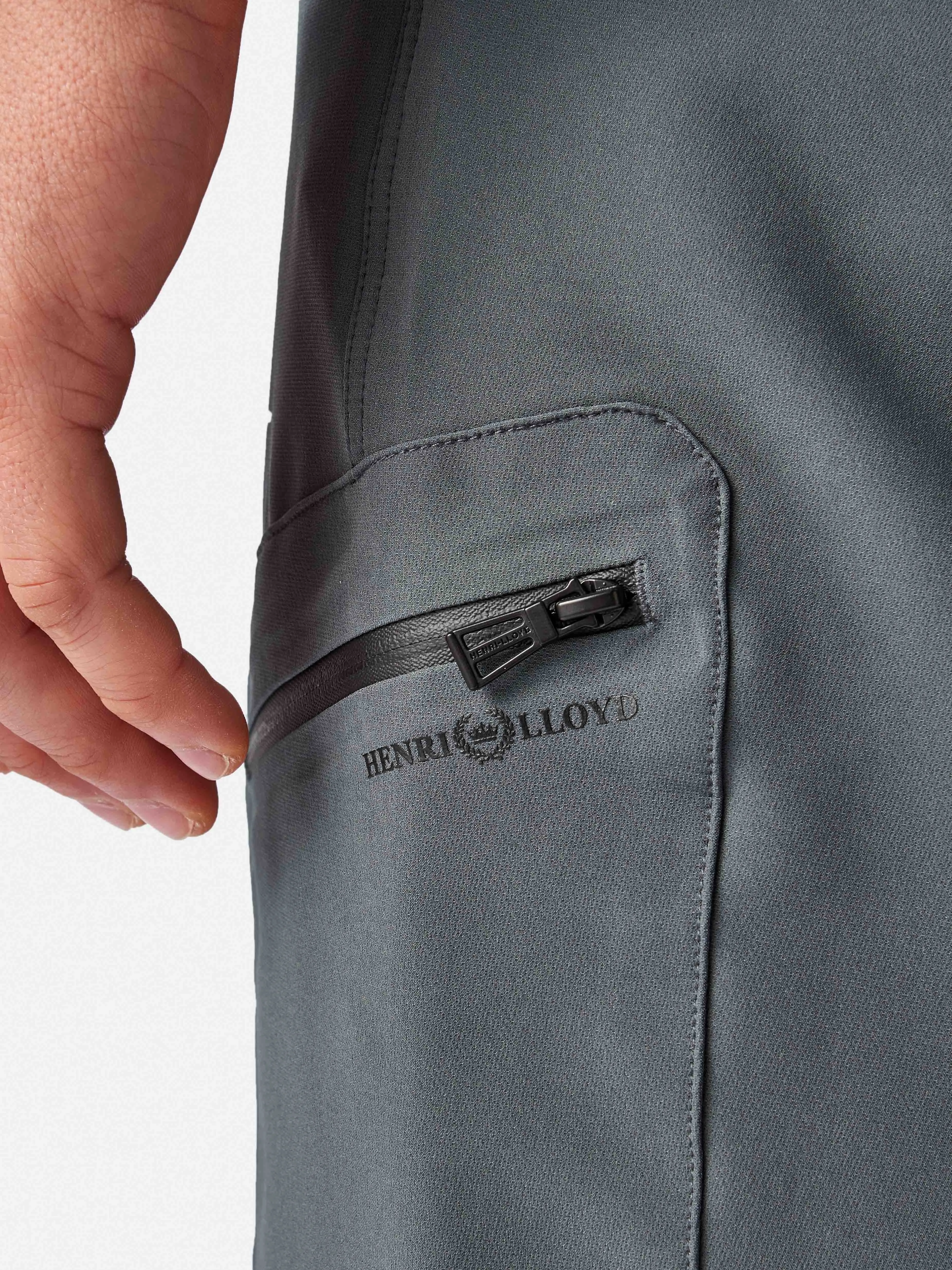 Explorer Shorts 2.0 - Charcol