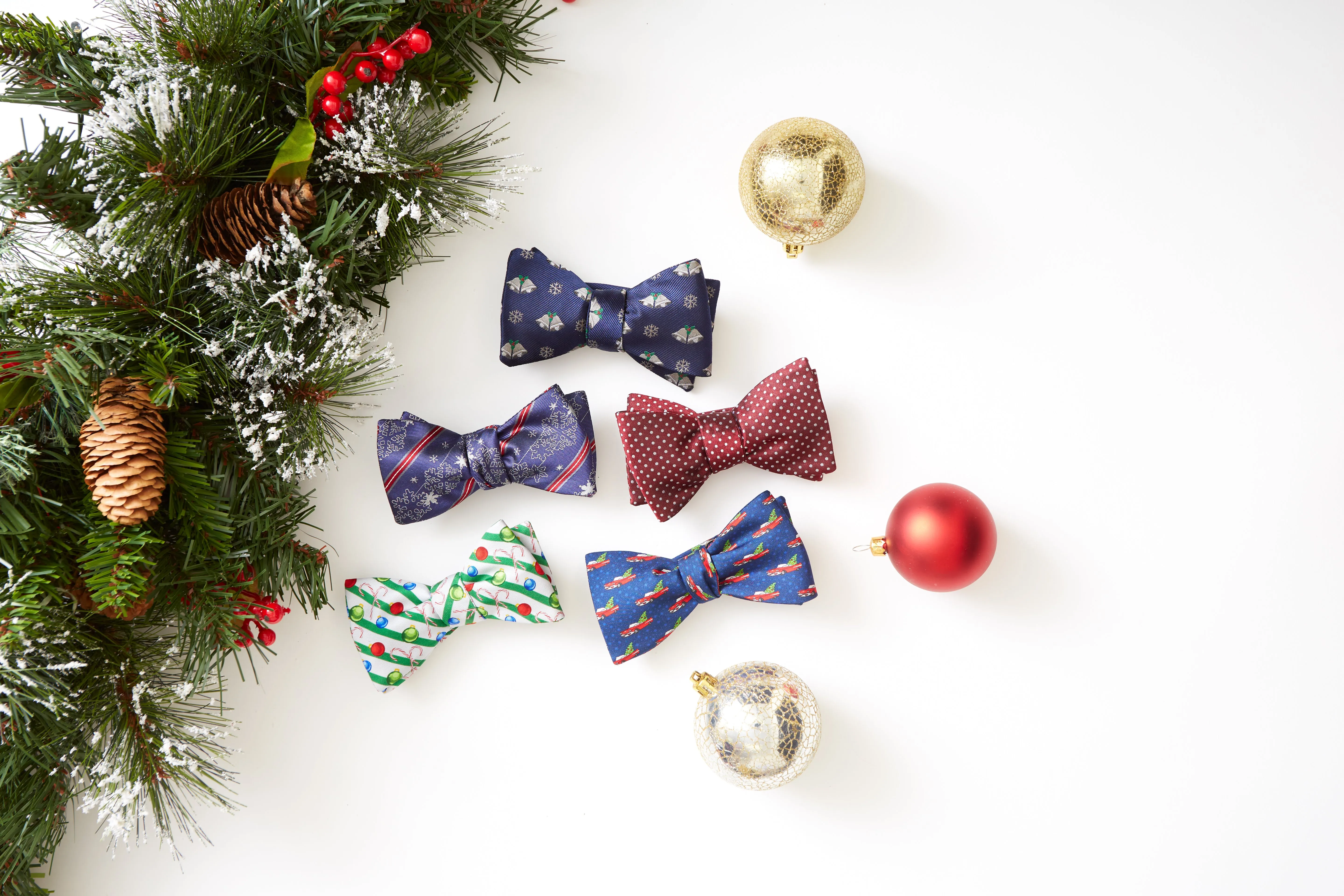 Falling Snow - bow ties