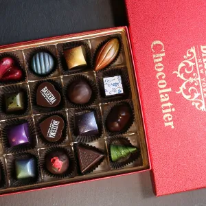 Handcrafted Crafted Seasonal Treasures 24-Piece