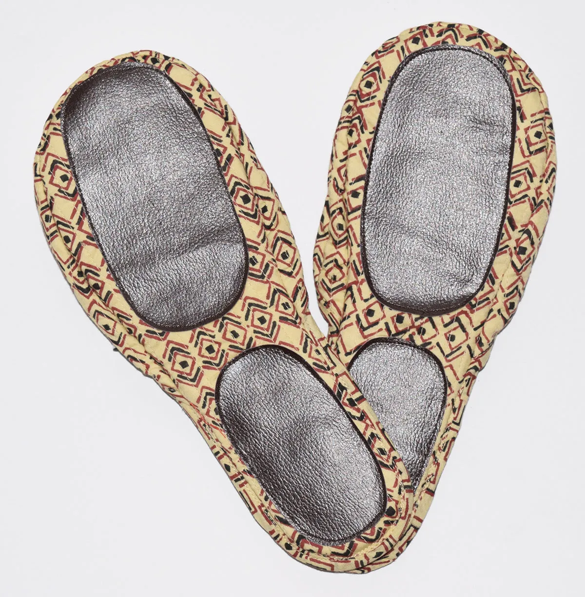 House Slippers | Diamond Sketch Mojave
