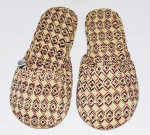 House Slippers | Diamond Sketch Mojave