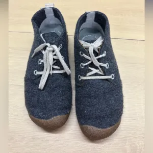 Keen® Mosey Chukka Boot Grey Felt/Birch Size 9 EUC