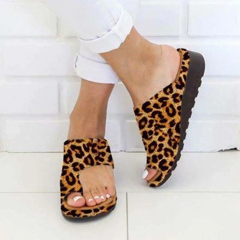 Large Size Women's Shoes Wearing Leather Slippers, Toe Sandals and Slippers