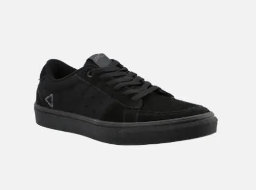LEATT SHOE 1.0 FLAT [BLACK] 2021 - END OF RANGE; WHILE STOCKS LAST