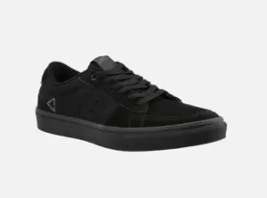LEATT SHOE 1.0 FLAT [BLACK] 2021 - END OF RANGE; WHILE STOCKS LAST