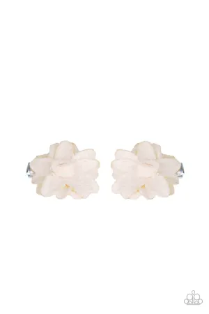 Lovely In Lilies - White