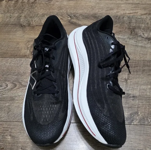 New Balance Fuelcell sneaker Men's Size 12