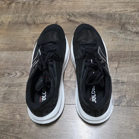 New Balance Fuelcell sneaker Men's Size 12