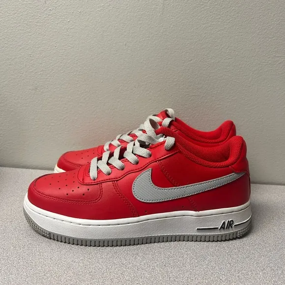 Nike Air Force 1 Low GS University Red