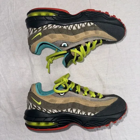 Nike‎ Air Max 95 Dino Outdoor Green Cyber PS Grade School 1y CI9944-300 Casual