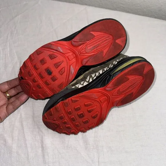 Nike‎ Air Max 95 Dino Outdoor Green Cyber PS Grade School 1y CI9944-300 Casual