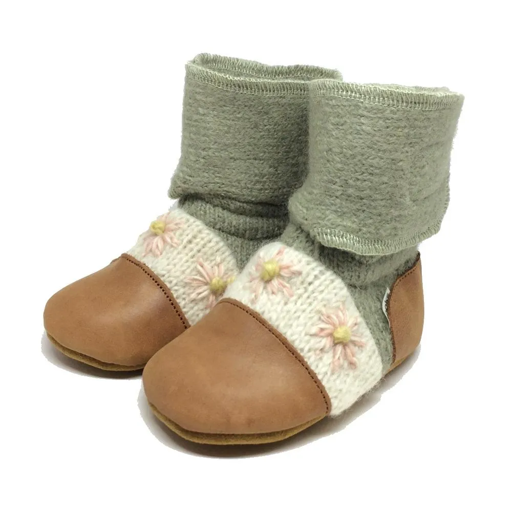 Nooks Design Embroidered Felted Wool Booties (Sage)