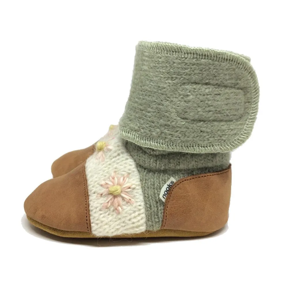 Nooks Design Embroidered Felted Wool Booties (Sage)