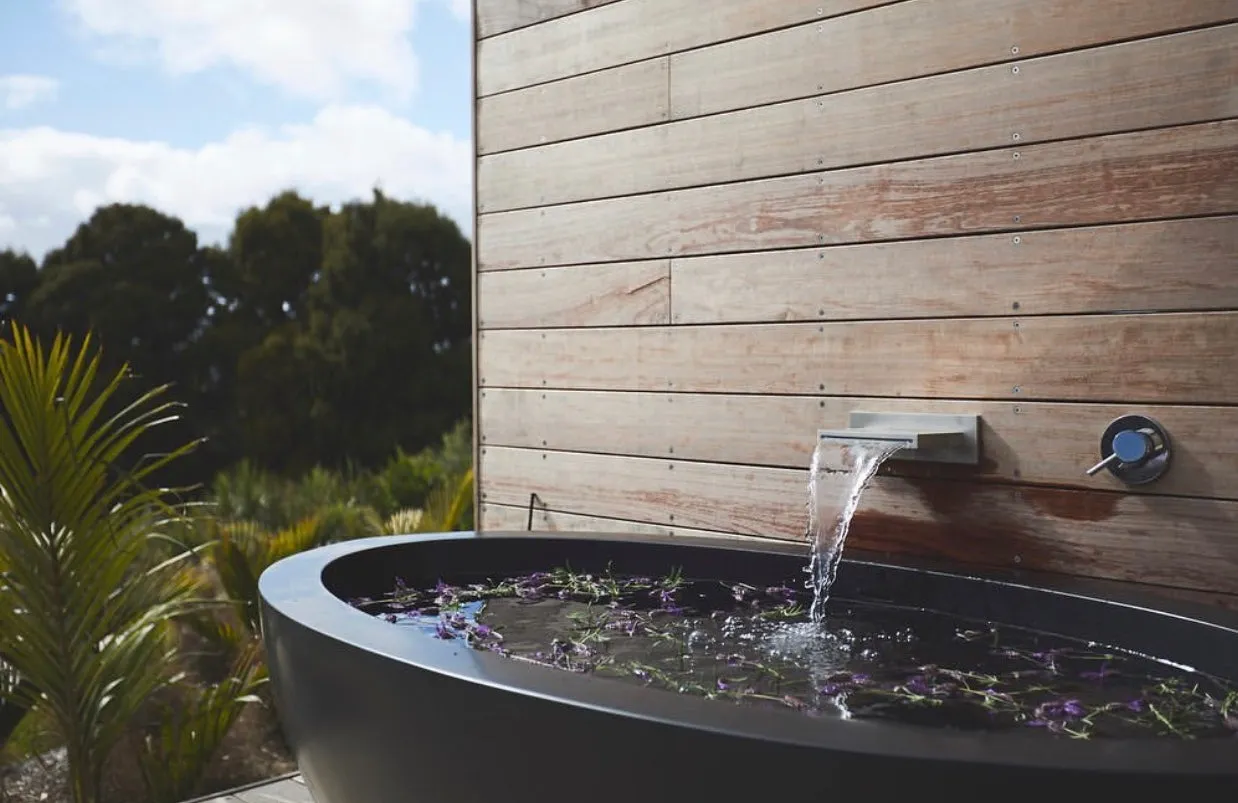 Outdoor Bath - Matte Black - 1880mm - B048