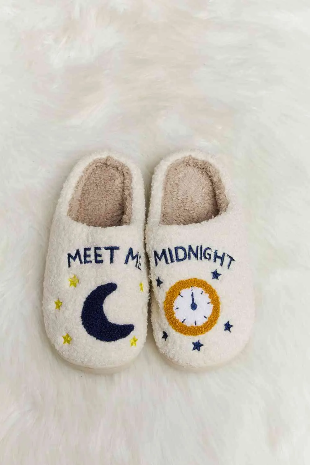 PRINTY SLIPPERS