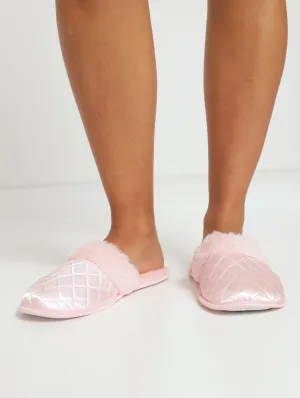 Quilted Closed Toe Slipper - Blush