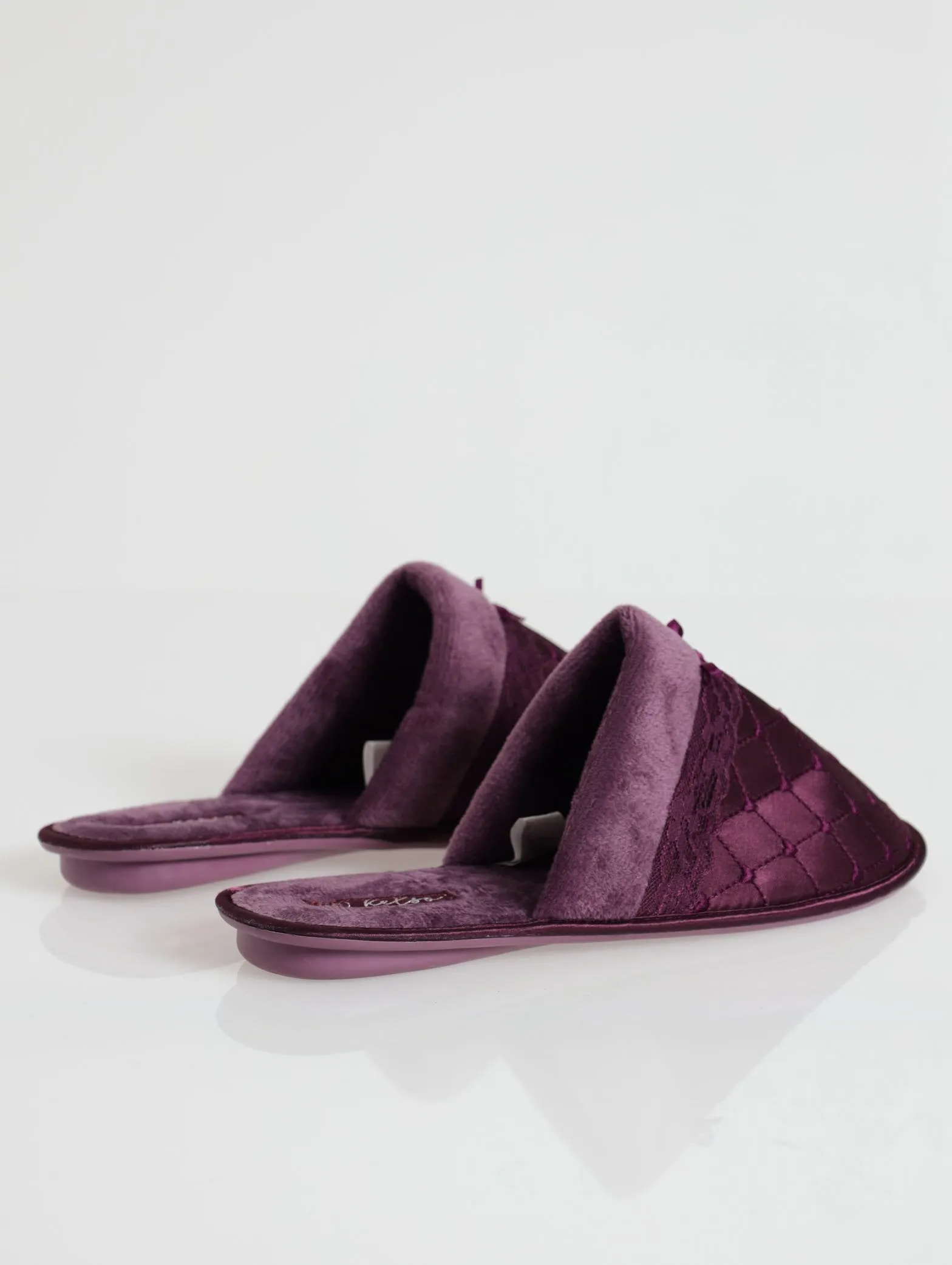 Quilted Closed Toe Slipper - Grape