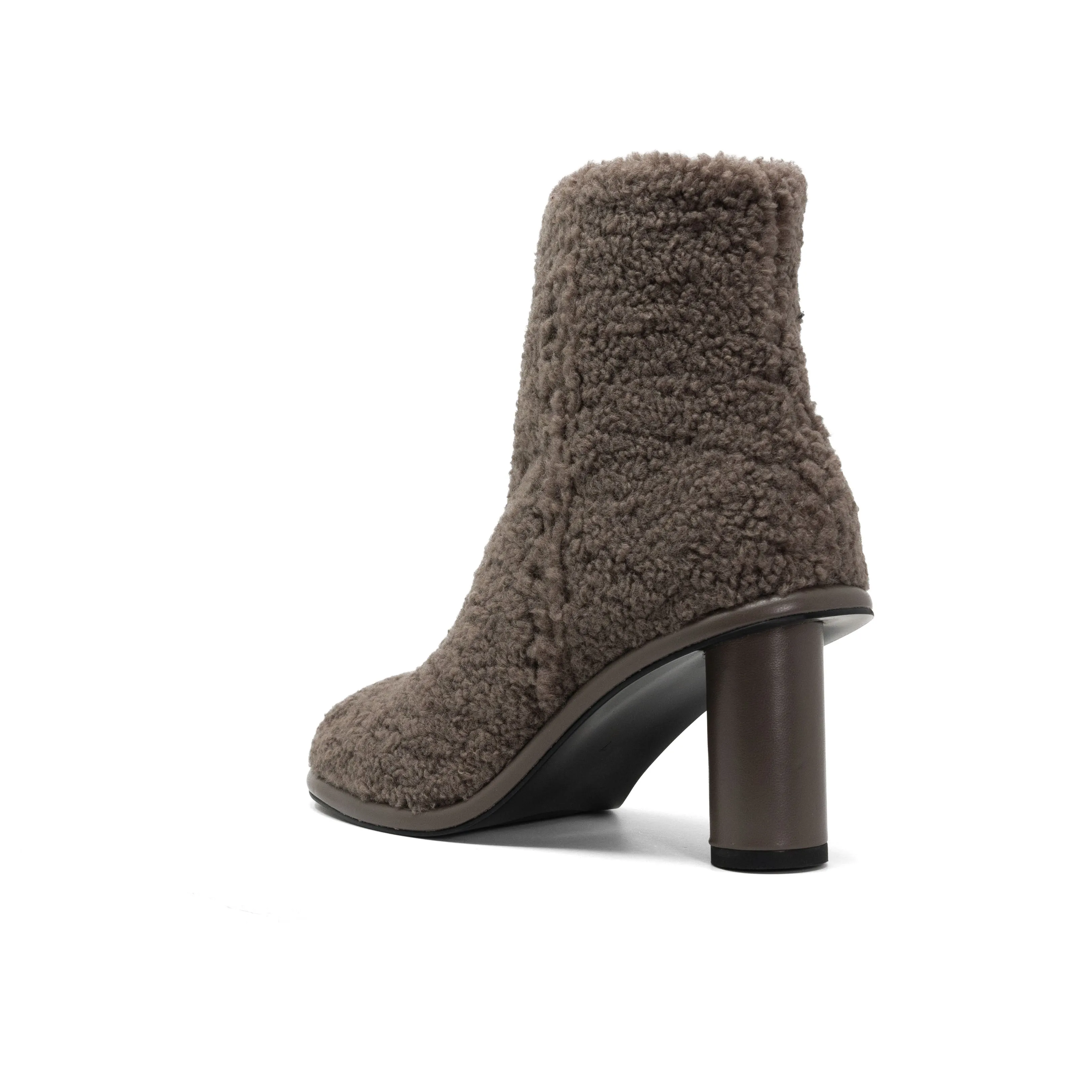 ROAM FUZZY BOOTIE TAUPE FAUX SHEARLING