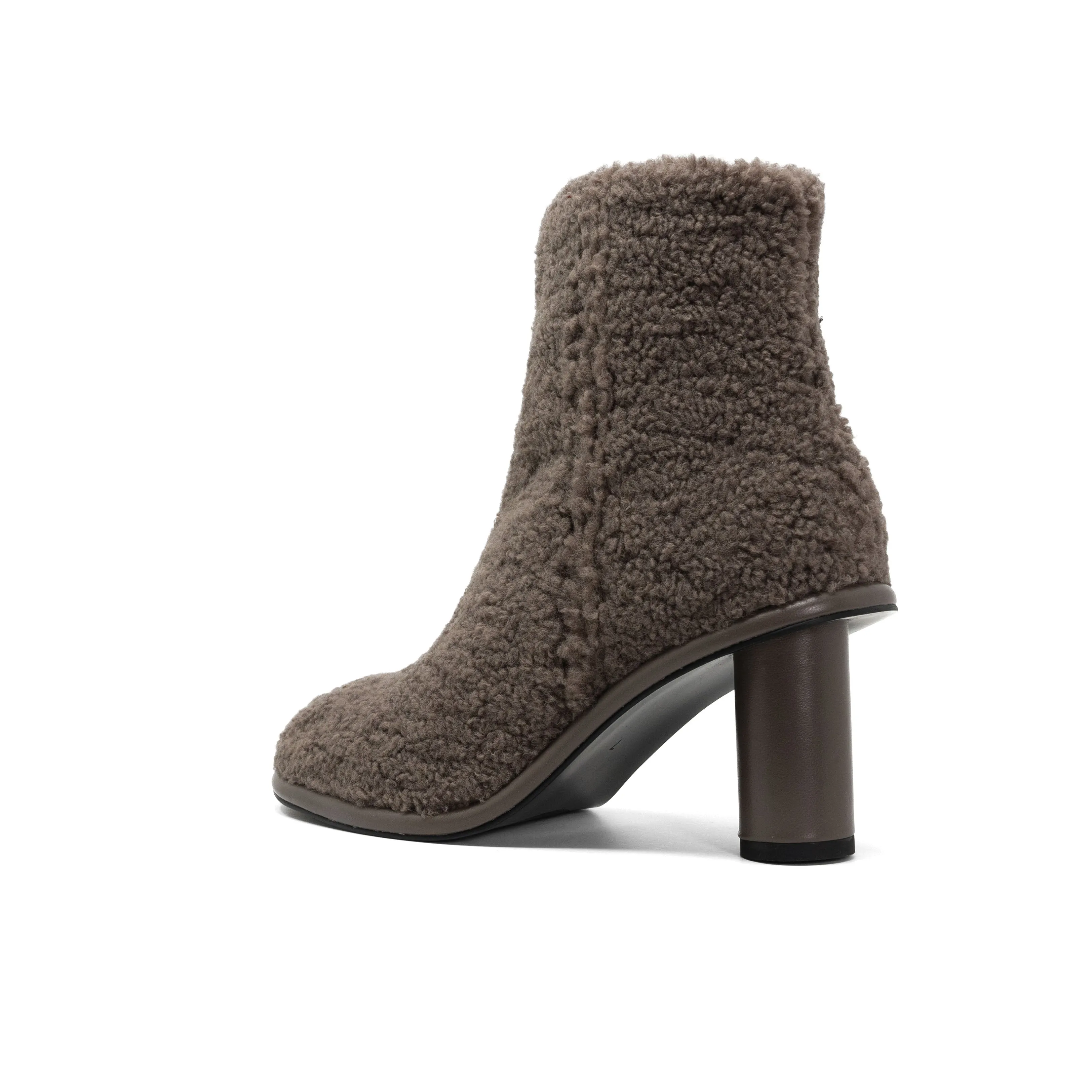 ROAM FUZZY BOOTIE TAUPE FAUX SHEARLING