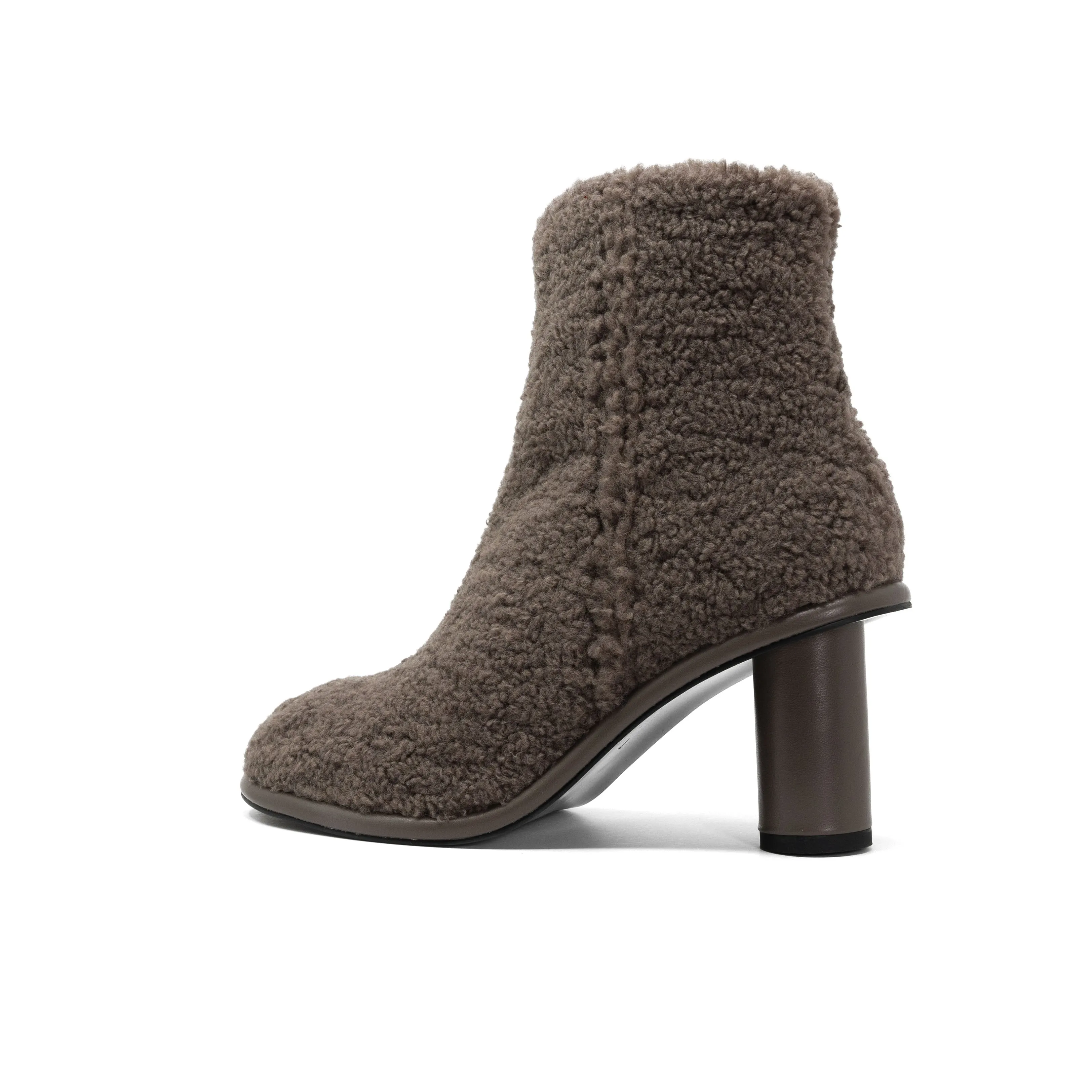 ROAM FUZZY BOOTIE TAUPE FAUX SHEARLING
