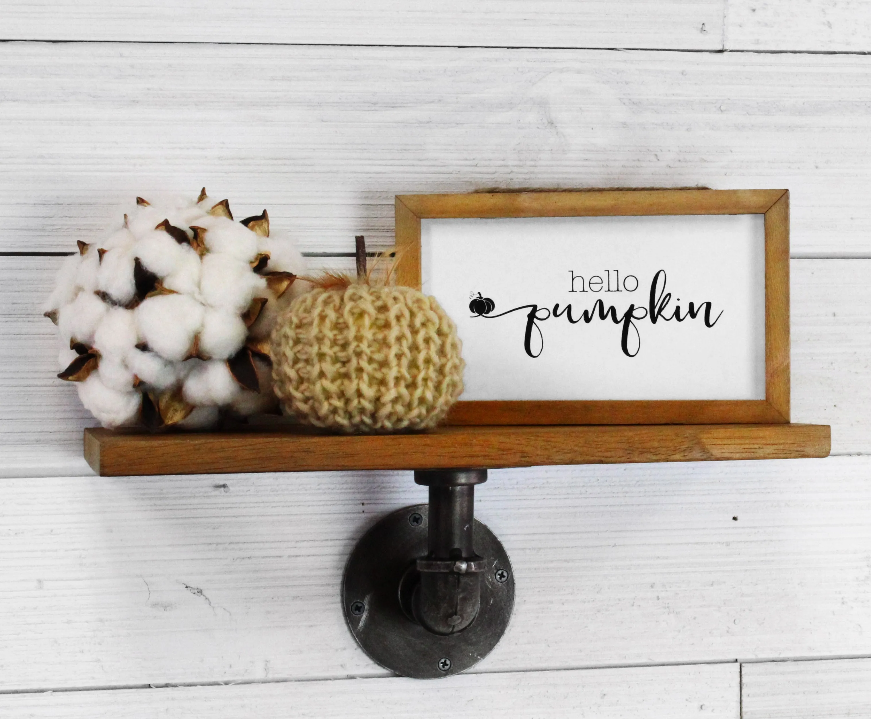 Seasonal Decor Theme Wood Signs (Set of 2)