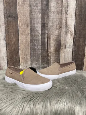 Shoes Sneakers By Keds In Tan, Size: 7