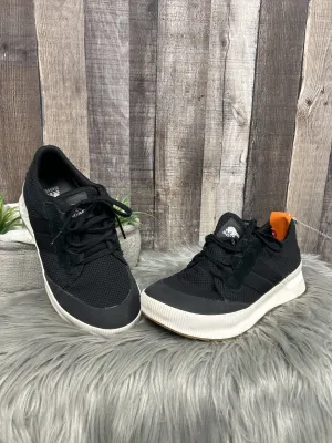 Shoes Sneakers By Sorel  Size: 9