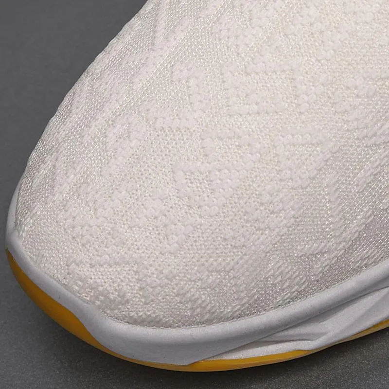 Spring and Summer Men's Sneakers Men's Cloth Shoes Trendy Mesh Casual Shoes