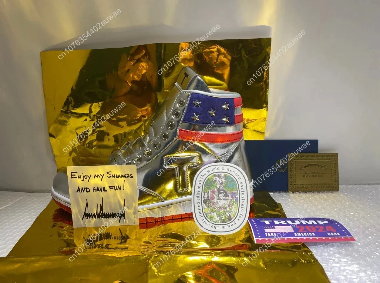 Trump NEVER SURRENDER Gold Mens 2024 MAGA Golden Streetwear Sneakers
