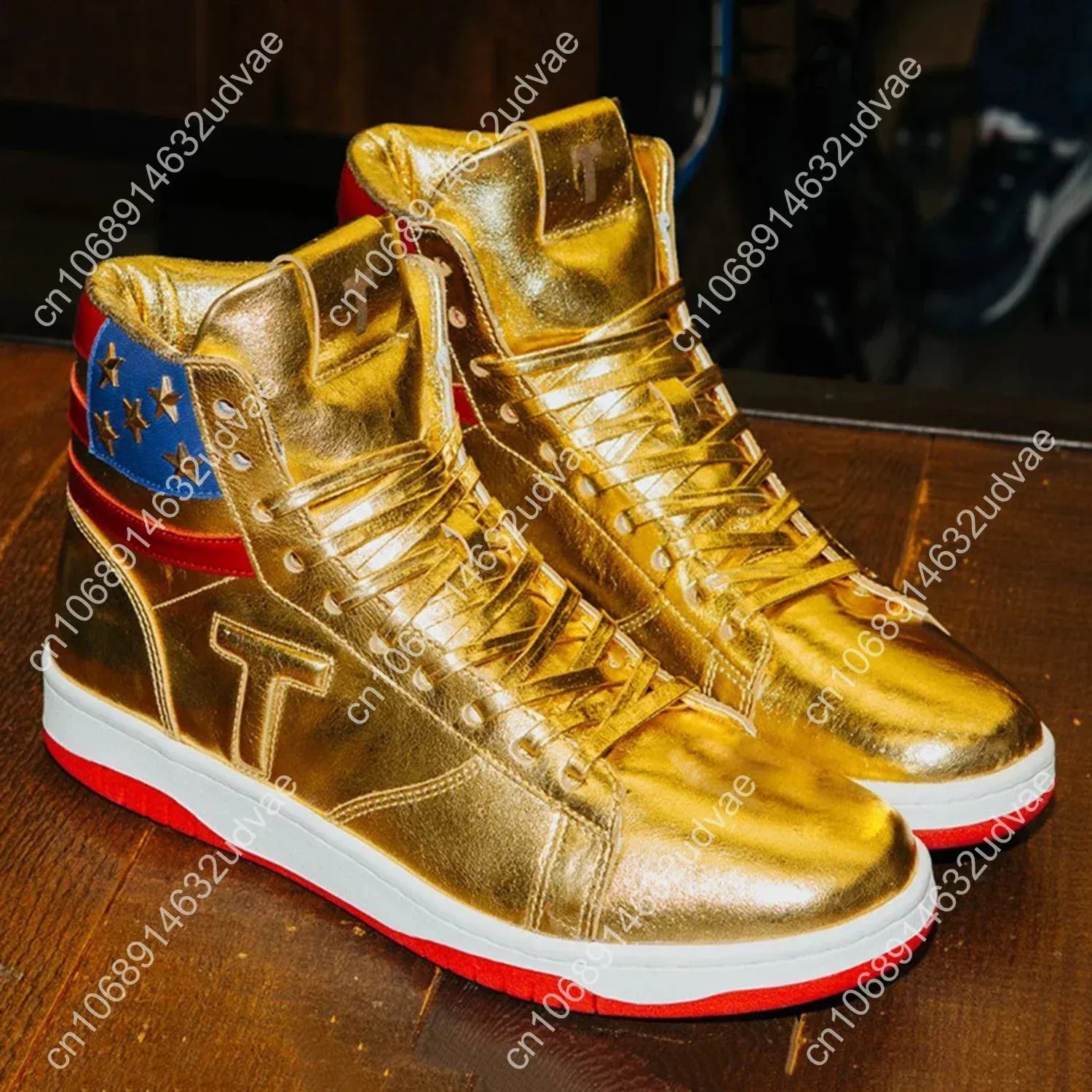 Trump NEVER SURRENDER Gold Mens 2024 MAGA Golden Streetwear Sneakers
