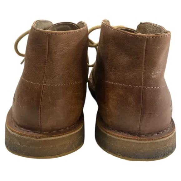 UGG Leighton Chukka Leather Boot Men's US Size 10.5 British Tan Prep School