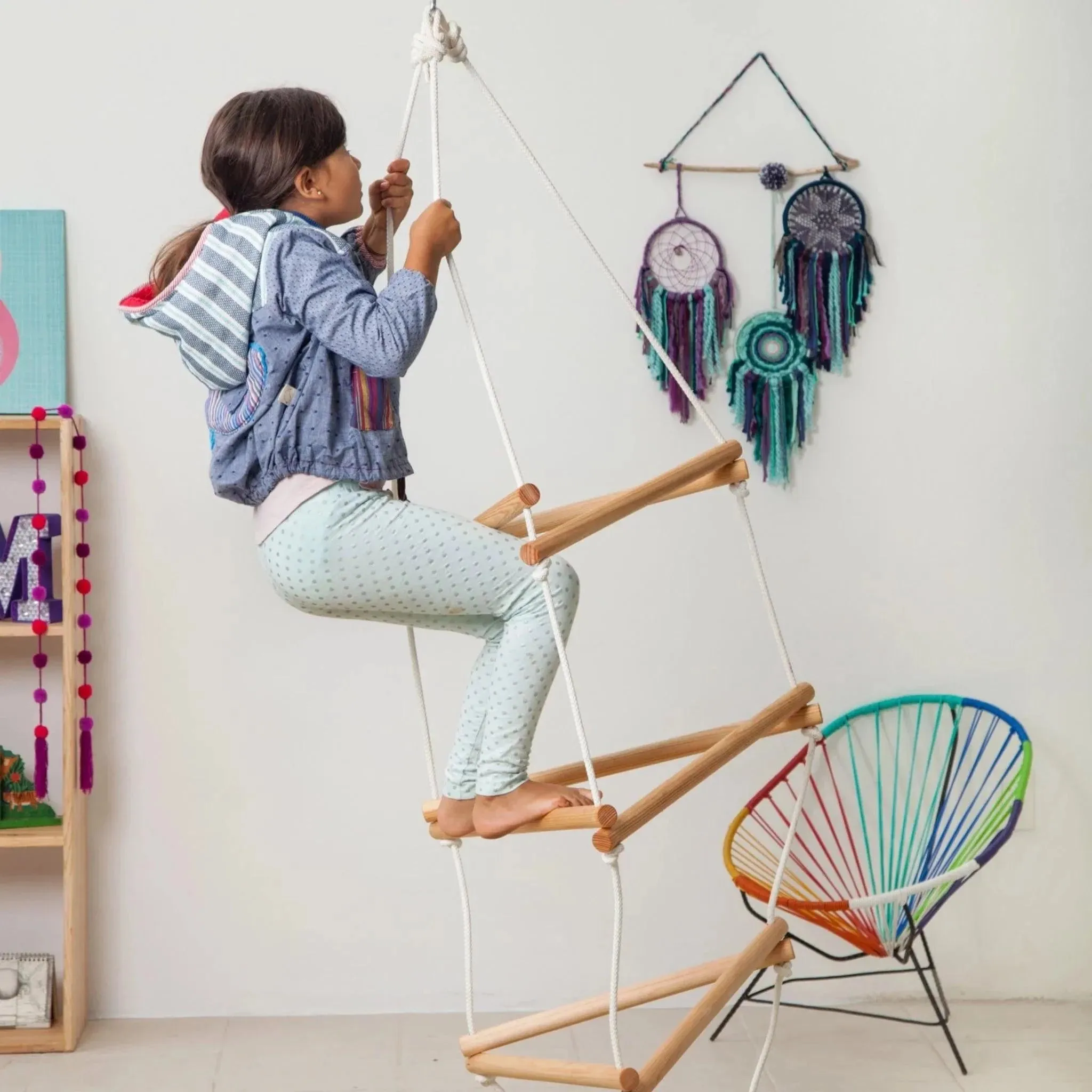 WIWIURKA WOODEN CLIMBER TRIANGULAR ROPE LADDER