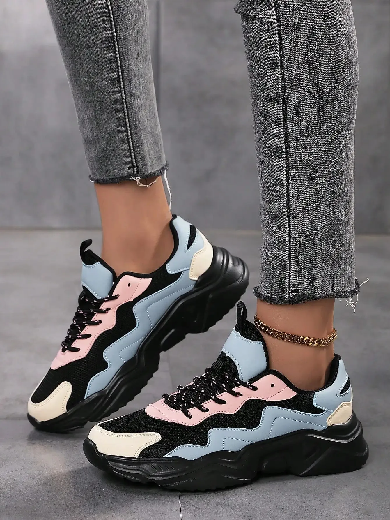 Women Mesh Sneakers Casual Lightweight Shoes