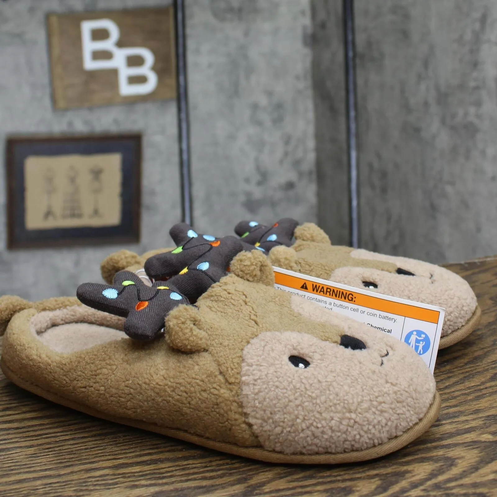 Wondershop Holiday Light up Reindeer Slippers Brown S (Womens 8/9 Mens 7/8)