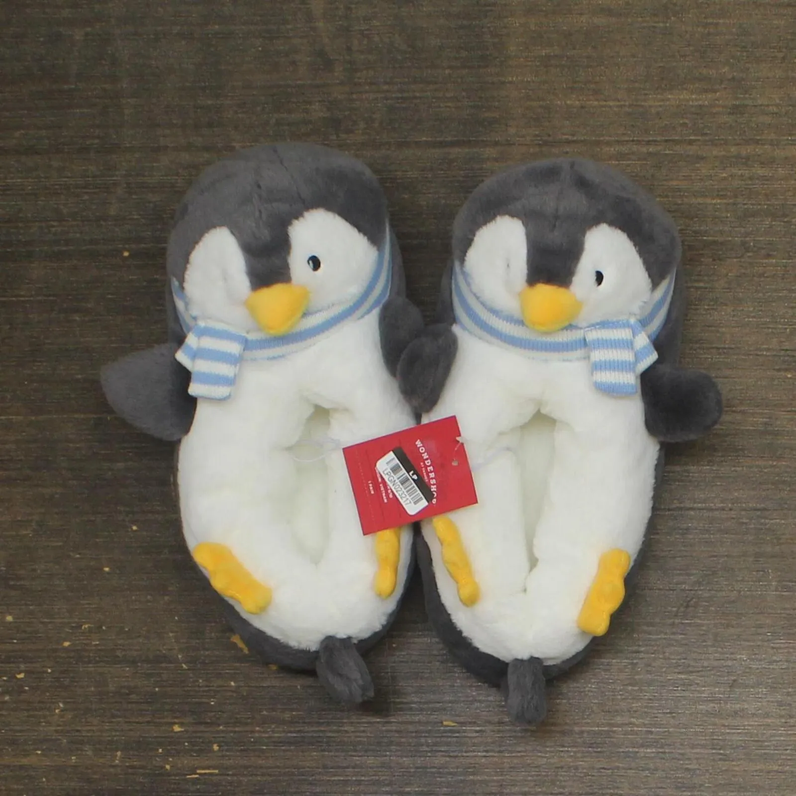 Wondershop Holiday Penguin Character Slippers Penguin M (Womens 10/11 Mens 9/10)