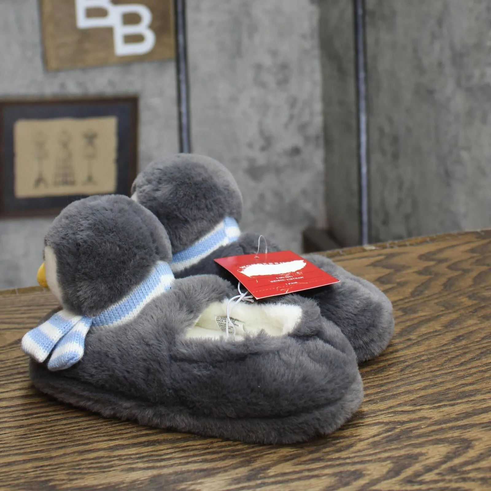 Wondershop Toddler Girls Boys Holiday Penguin Character Slippers Gray L (9T-10T)